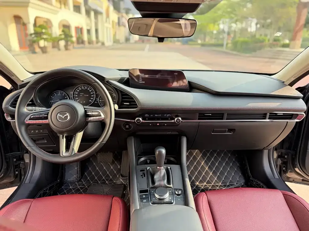 Mazda 3 Axela 2024 из CN, фото 8