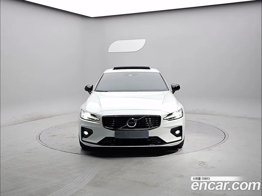 Volvo S60 2022 из KR, фото 9