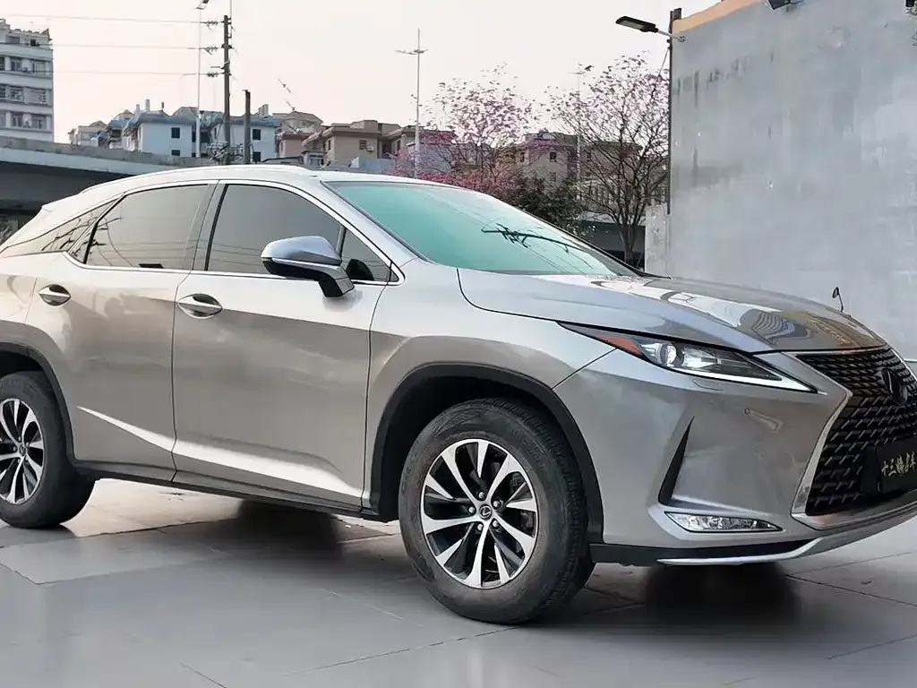 Lexus RX — фото 7