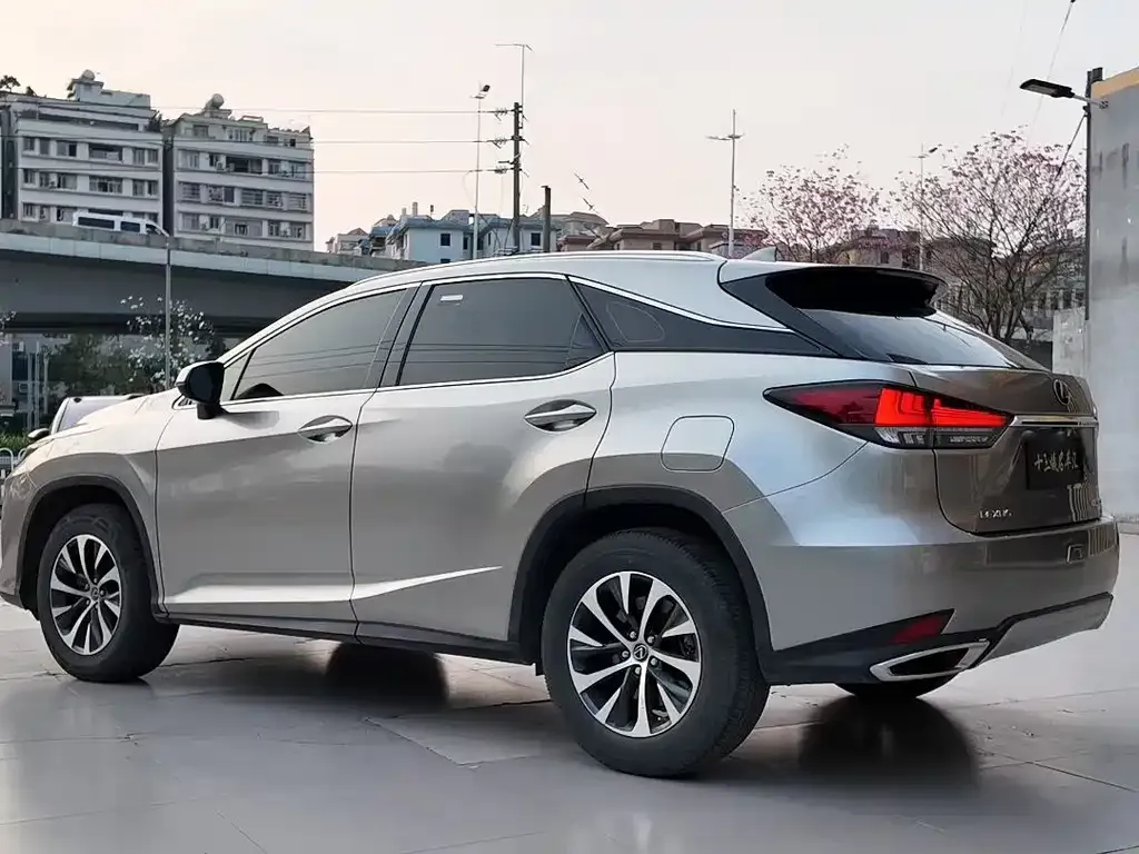 Lexus RX — фото 6