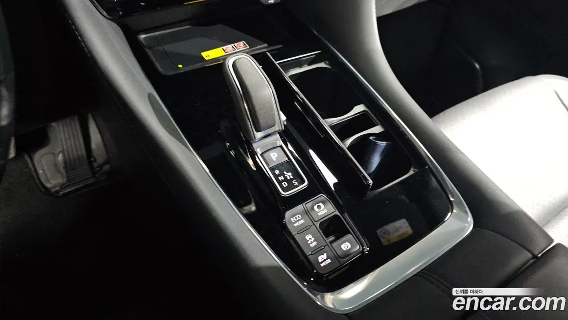 Toyota Alphard 2024 из KR, фото 10