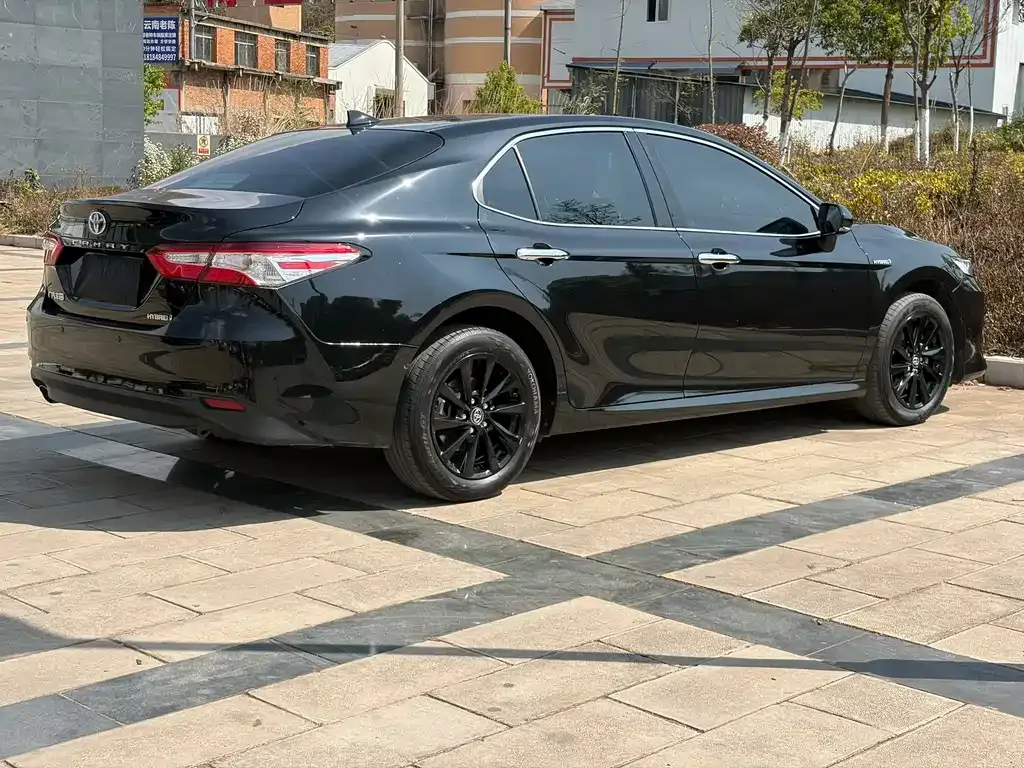 Toyota Camry 2021 из CN, фото 2
