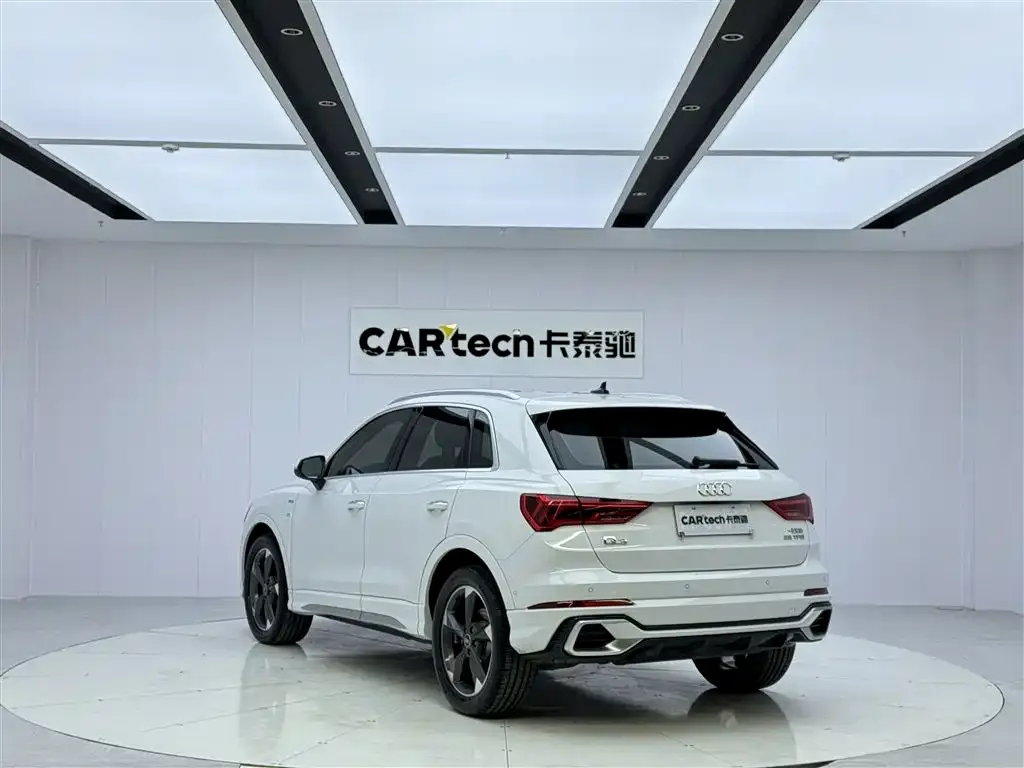 Audi Q3 — фото 5