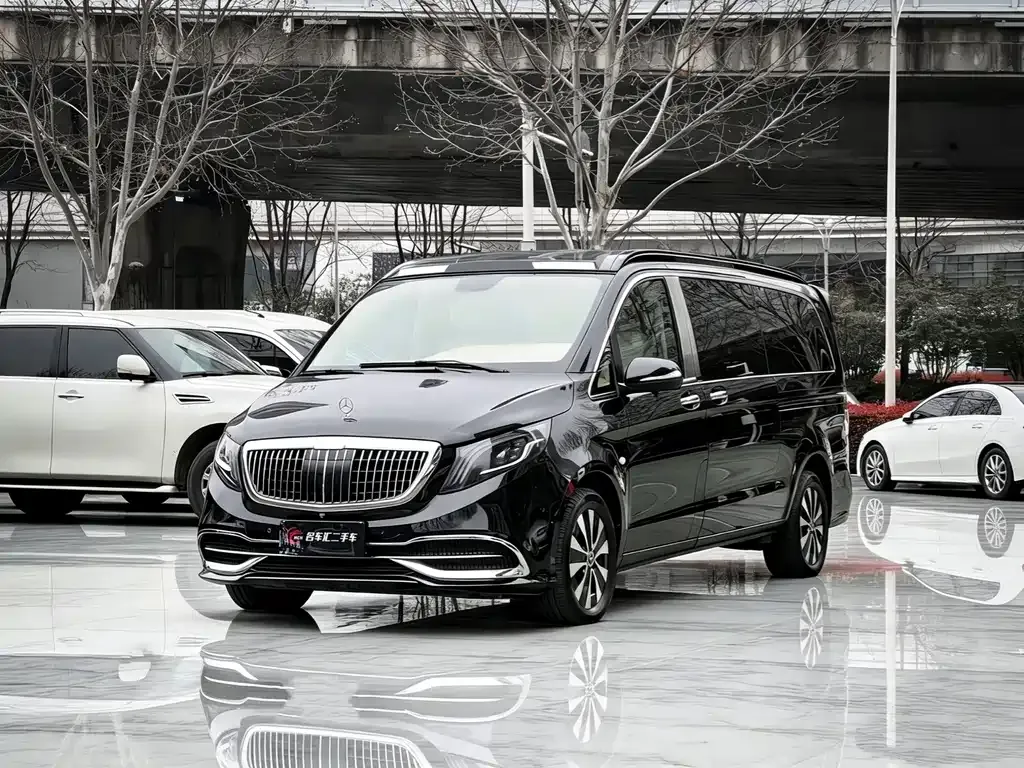 Mercedes-Benz Vito — фото 1