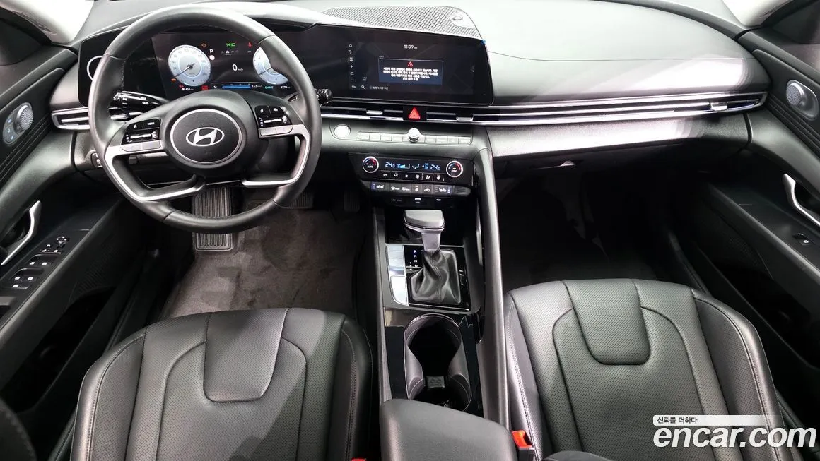 Hyundai AVANTE — фото 8