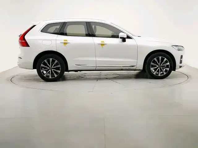 Volvo XC60 — фото 5