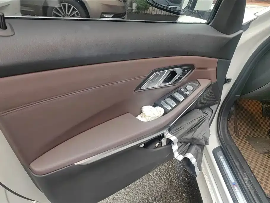 BMW 3 Series 2021 из CN, фото 5