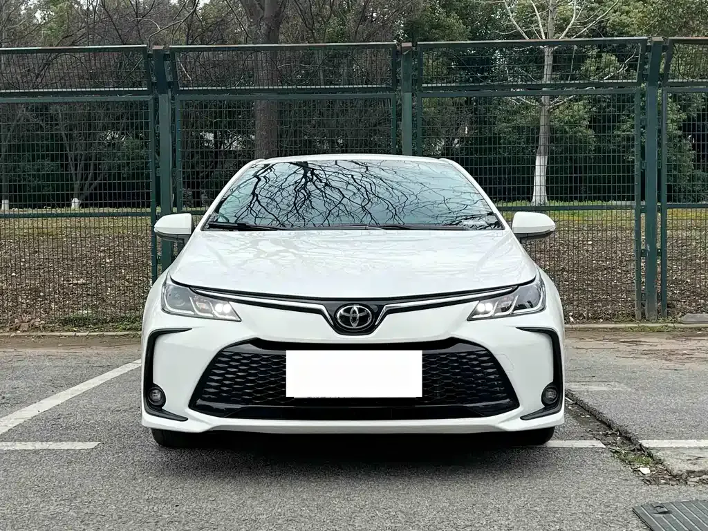 Toyota Corolla 2024 из CN, фото 7