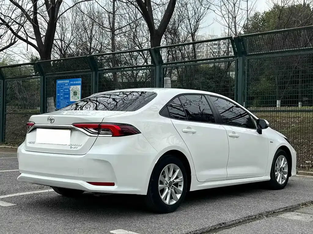 Toyota Corolla 2024 из CN, фото 9