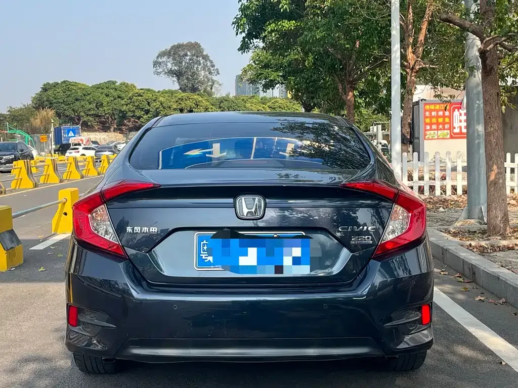 Honda Civic — фото 4
