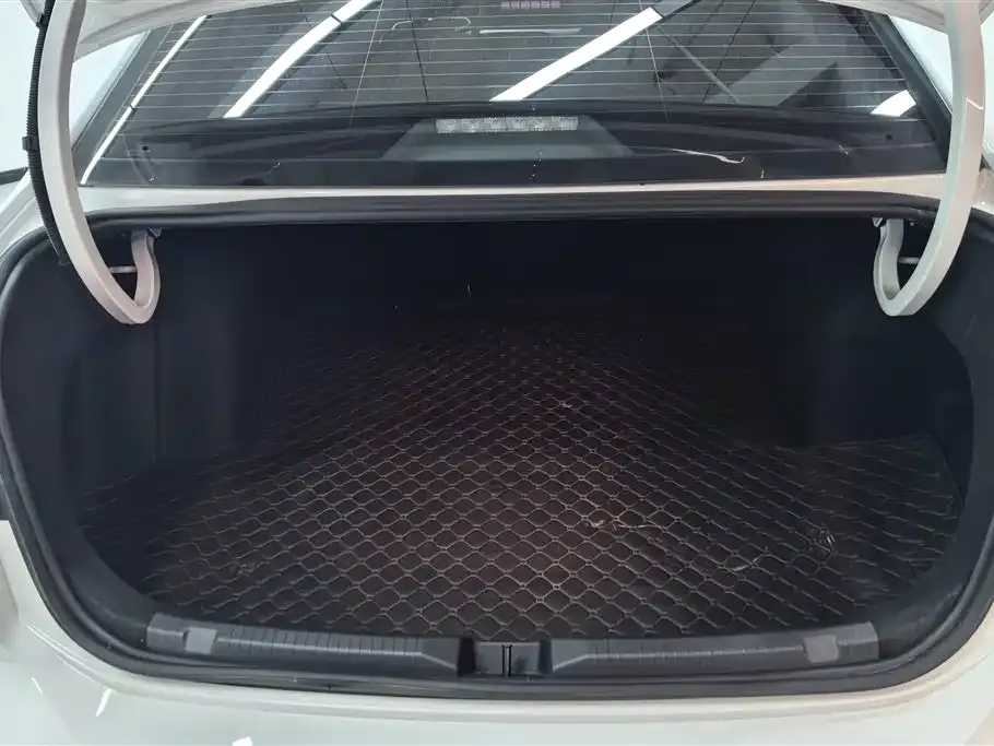Volkswagen Lavida 2025 из CN, фото 3