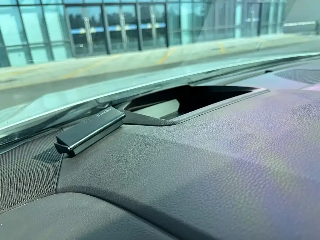Toyota Sienna 2023 из CN, фото 7
