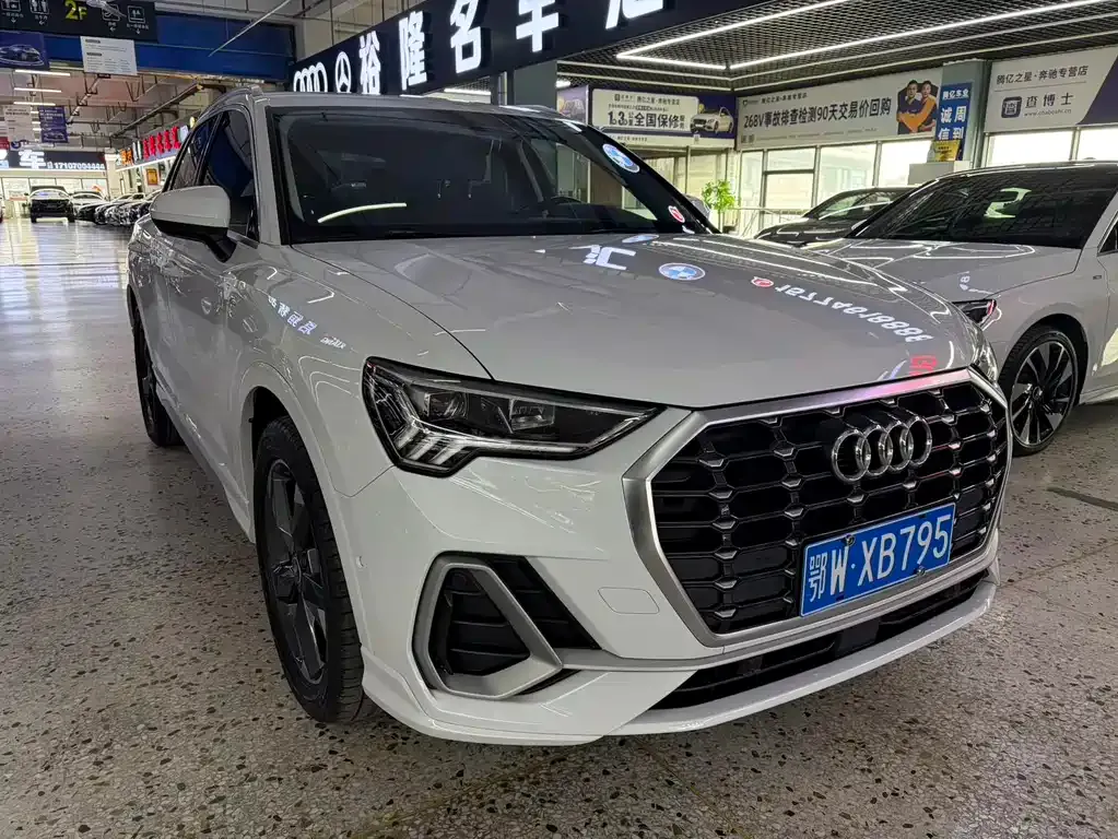 Audi Q3 — фото 3