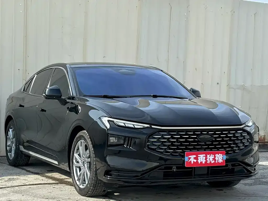 Ford Mondeo 2023 из CN, фото 2