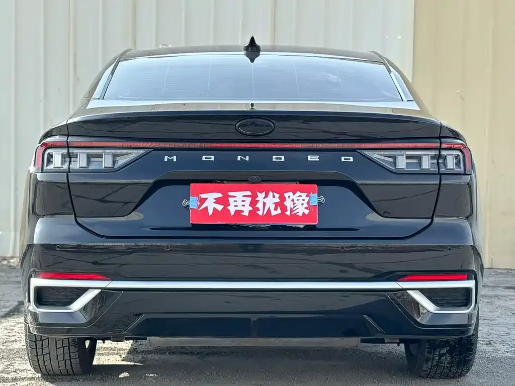 Ford Mondeo 2023 из CN, фото 4