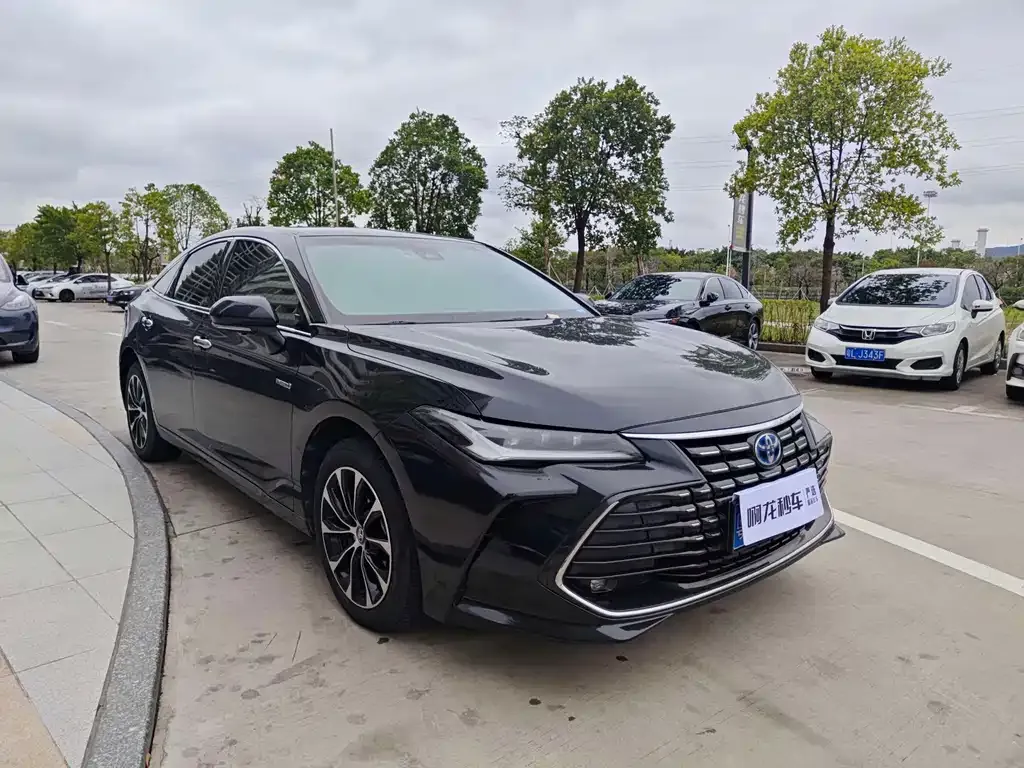 Toyota Avalon 2023 из CN, фото 4