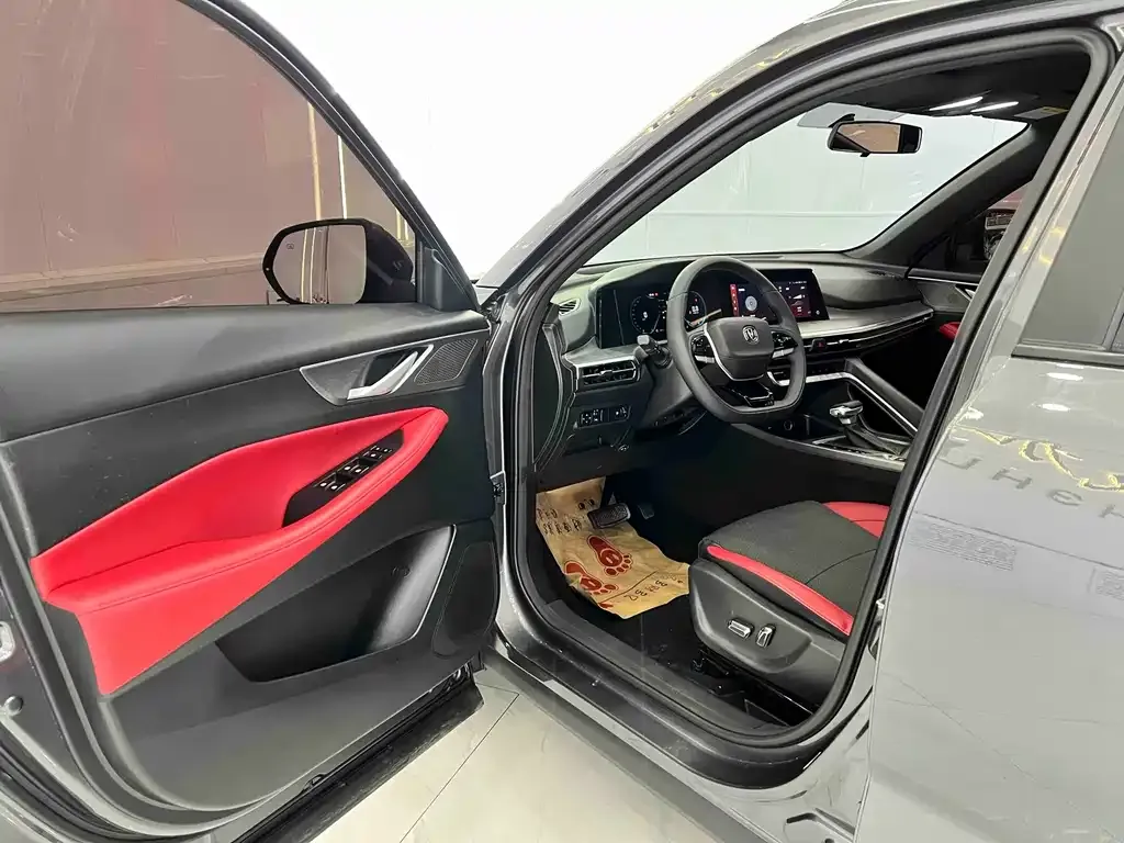 Changan CS35PLUS — фото 9