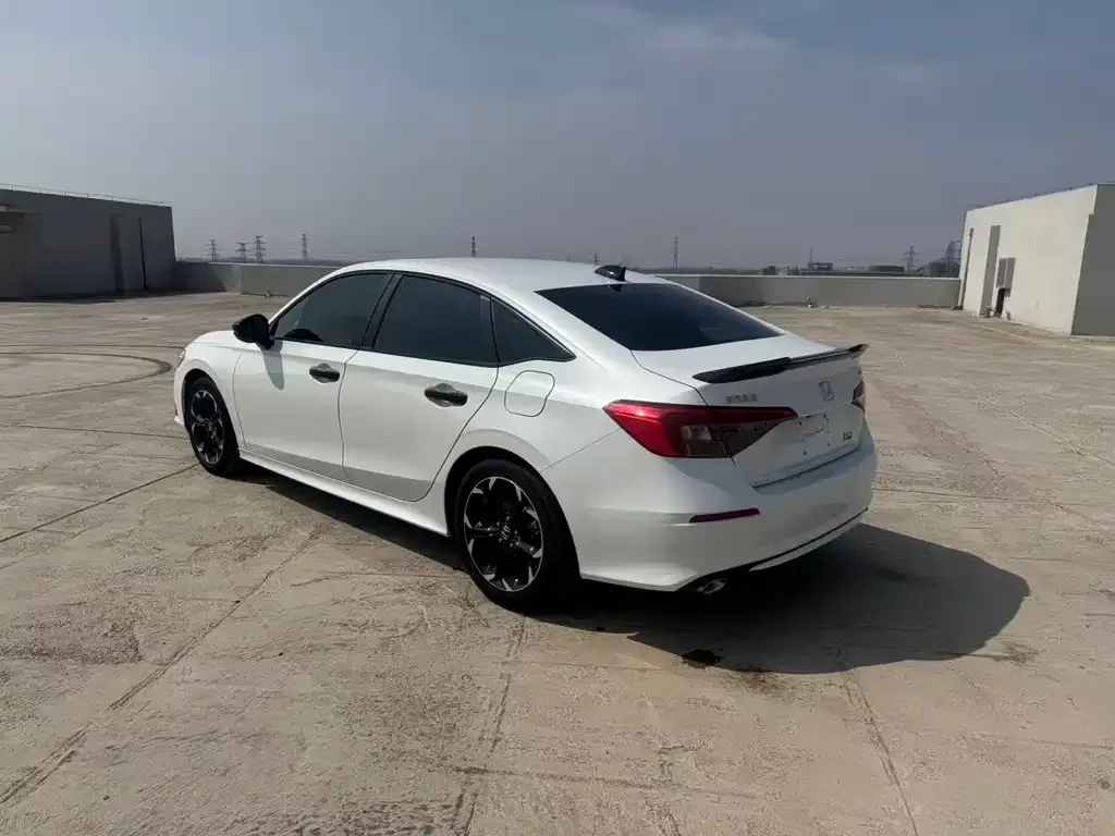 Honda Civic — фото 4