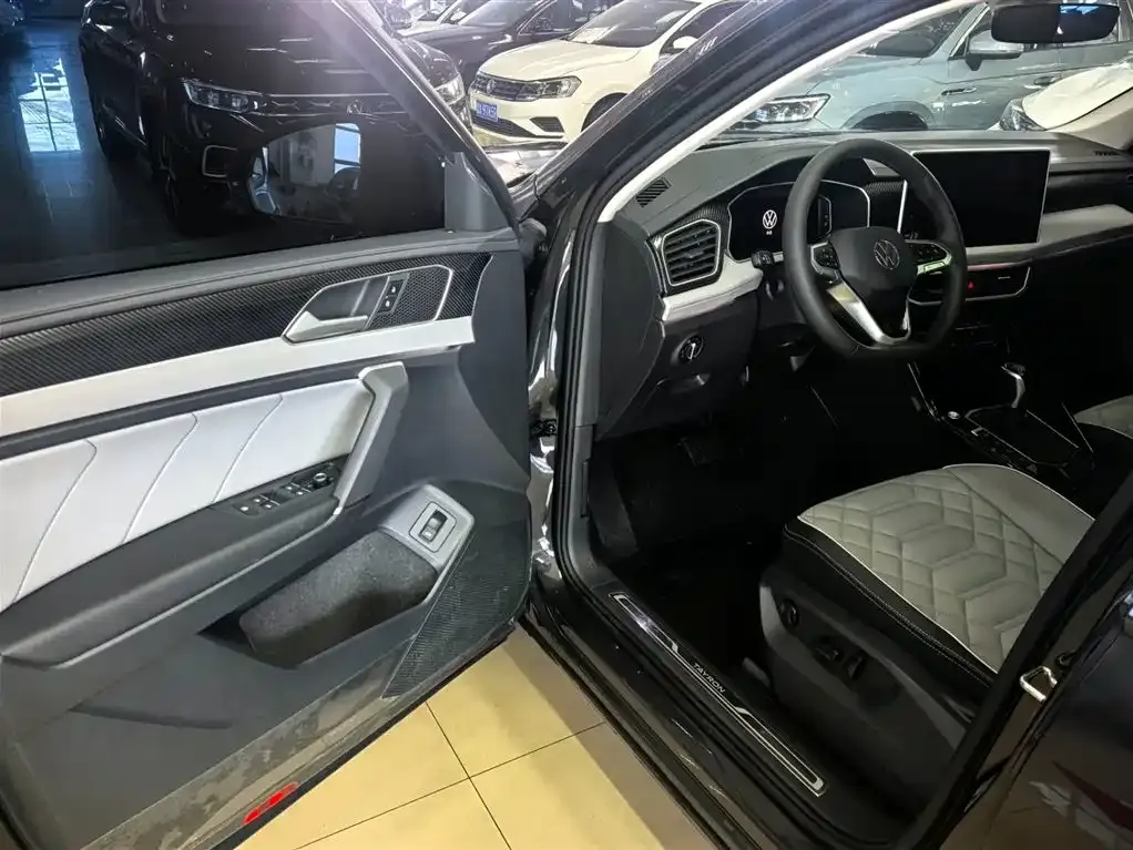 Volkswagen Tayron 2023 из CN, фото 6