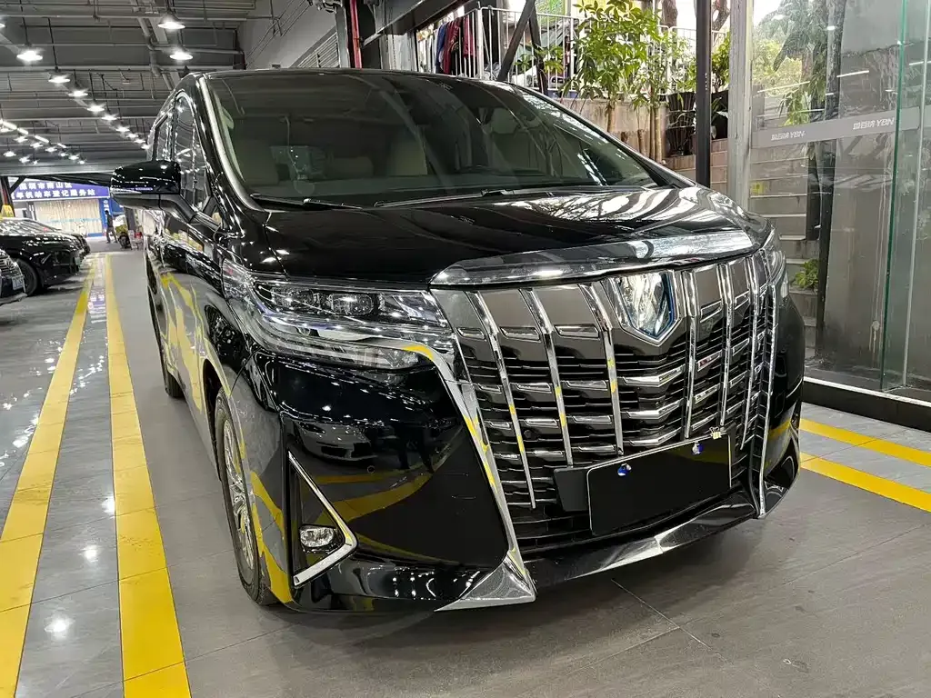 Toyota Alphard 2022 из CN, фото 9