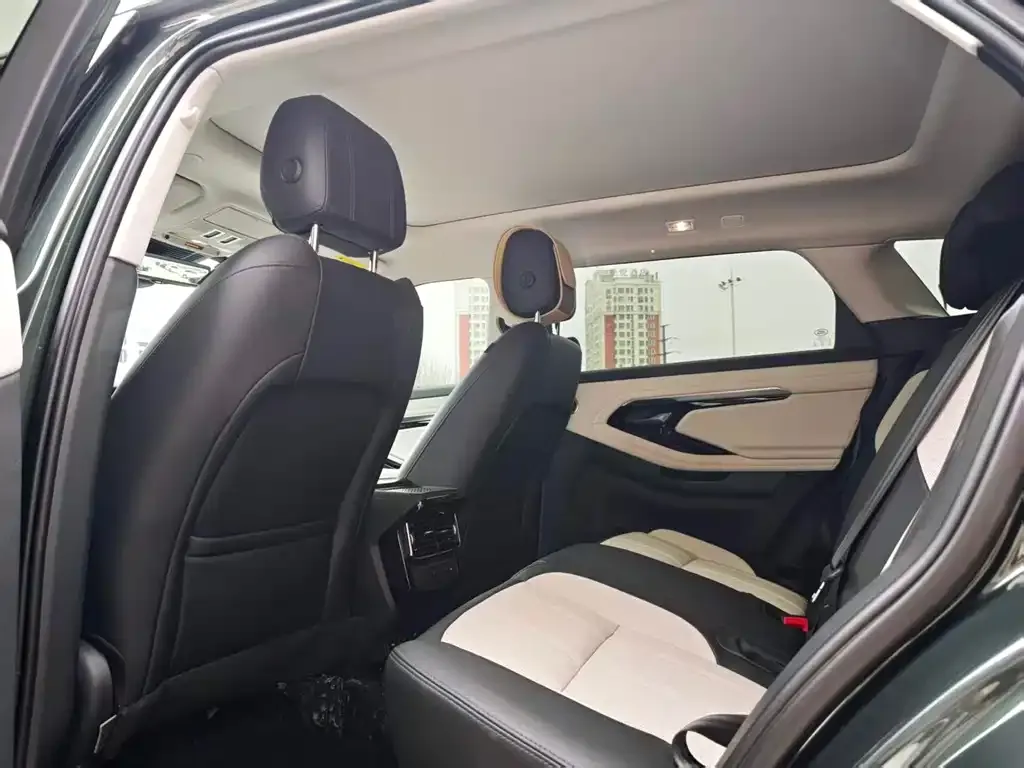 Land Rover Evoque 2022 из CN, фото 2
