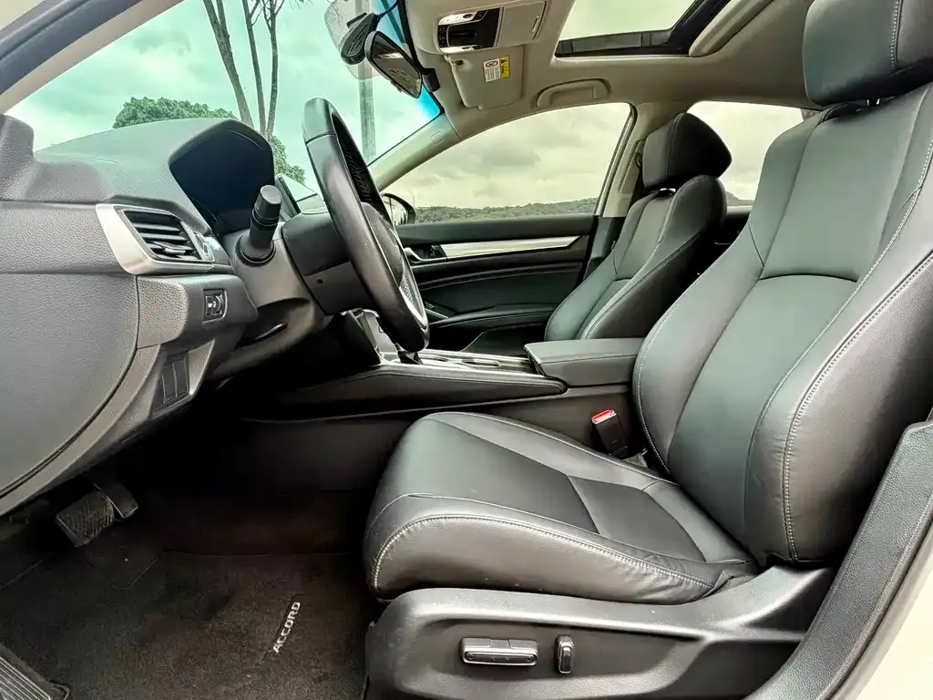 Honda Accord — фото 2