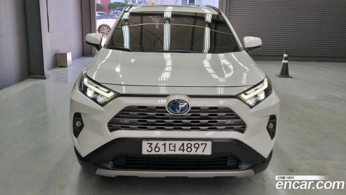 Toyota RAV4 2022 из KR, фото 2