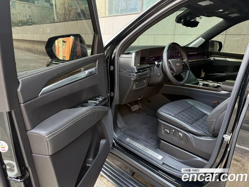 Cadillac Escalade 2025 из KR, фото 10