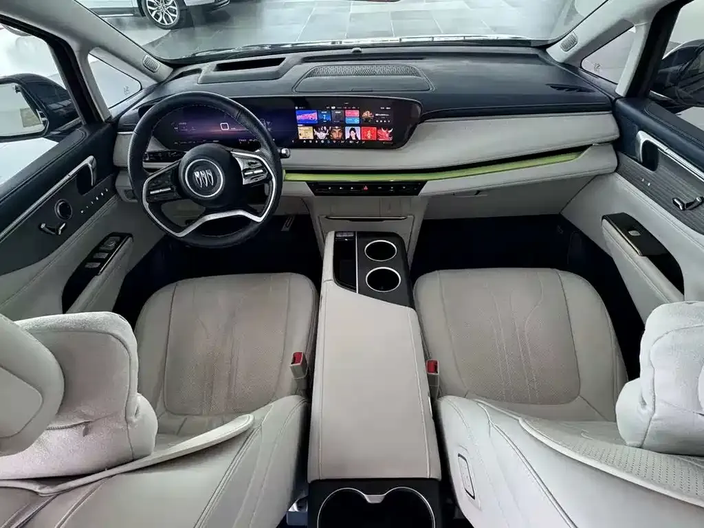 Buick GL8 Hybrid — фото 2