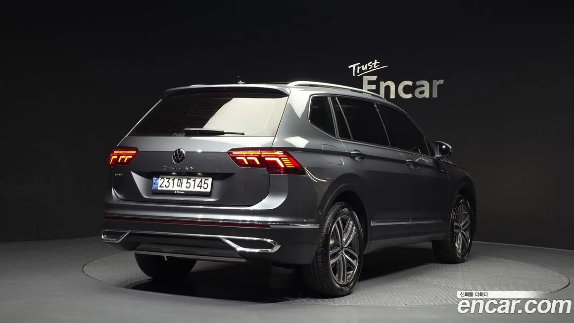 Volkswagen Tiguan — фото 5