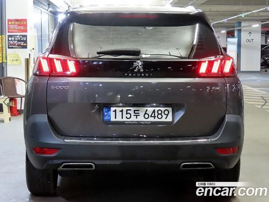 Peugeot 5008 2021 из KR, фото 8