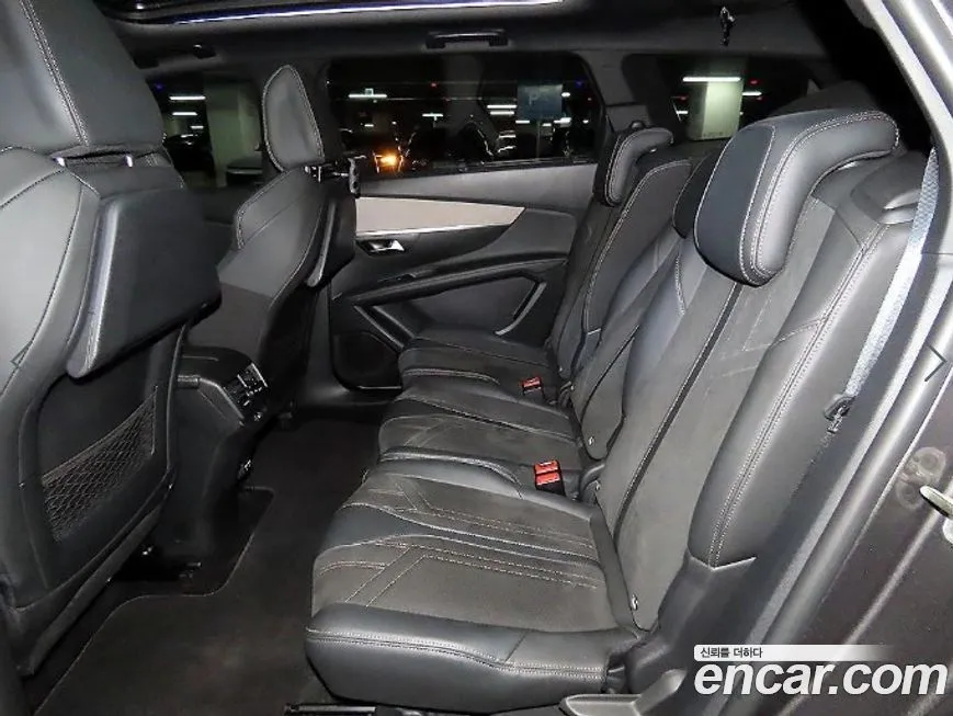 Peugeot 5008 2021 из KR, фото 3