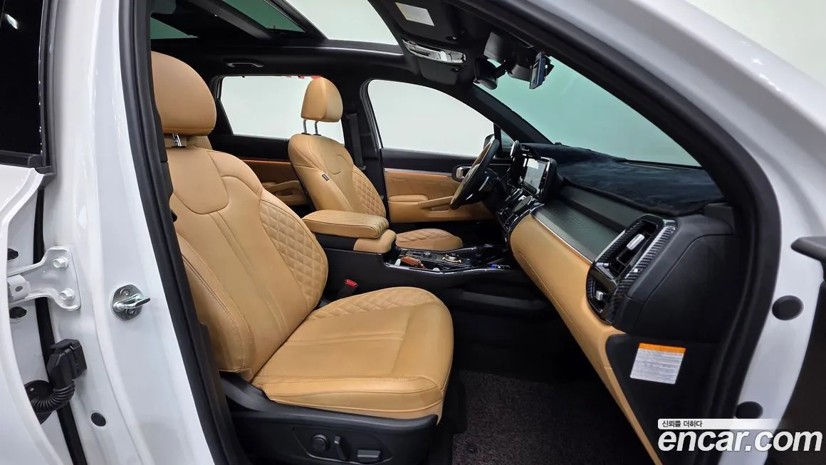 Kia Sorento — фото 8