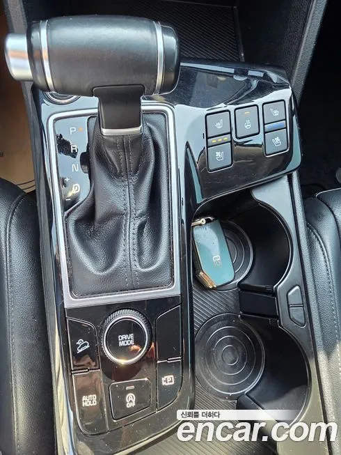 Kia Sportage — фото 7