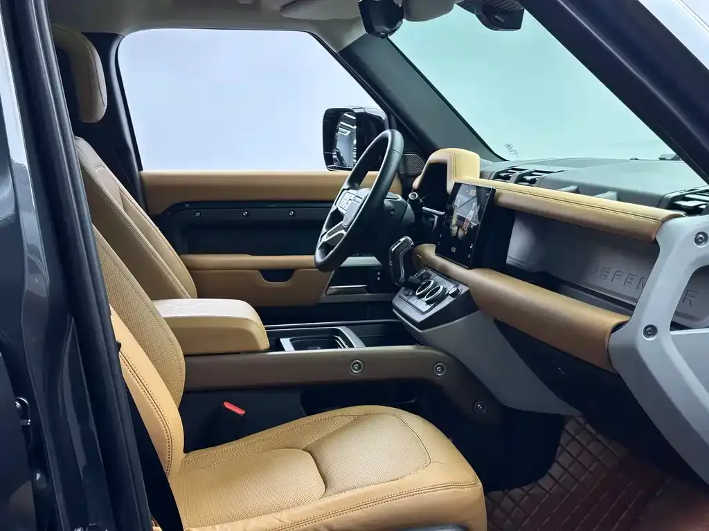 Land Rover Defender 2024 из CN, фото 8