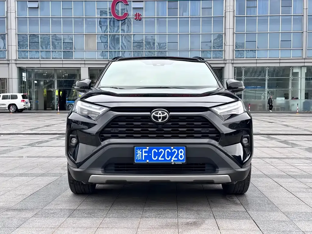Toyota RAV4 2024 из CN, фото 8