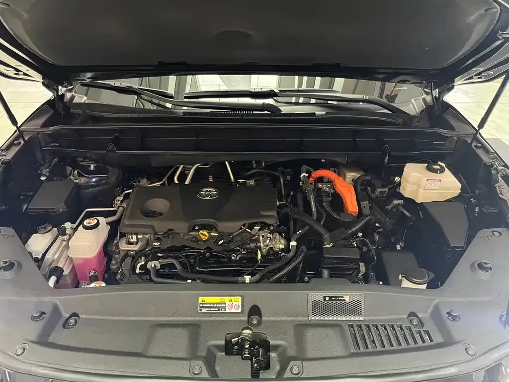 Toyota Crown Kluger 2024 из CN, фото 6