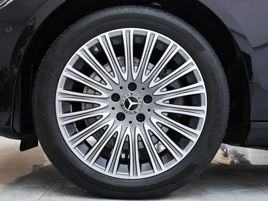 Mercedes-Benz E-Class 2023 из CN, фото 4