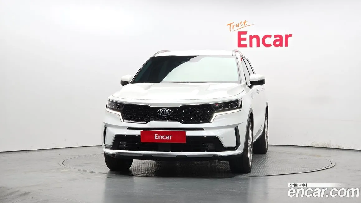Kia Sorento — фото 5