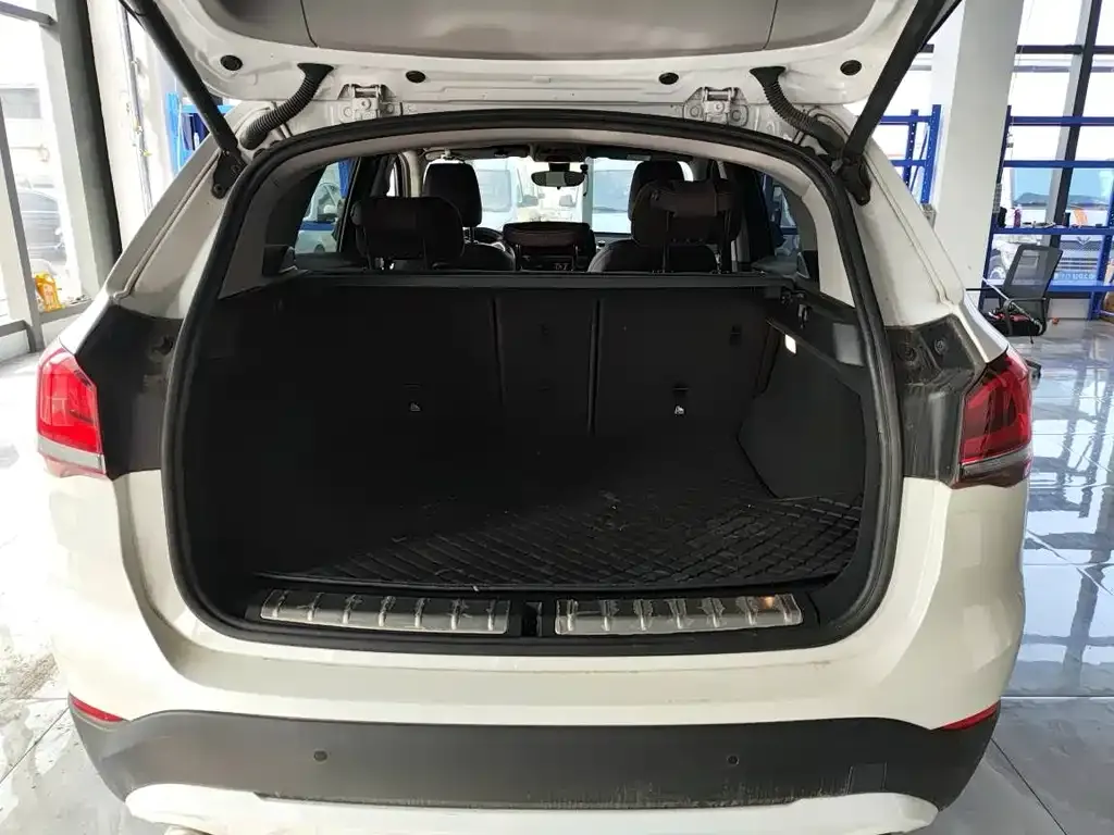 BMW X1 — фото 10
