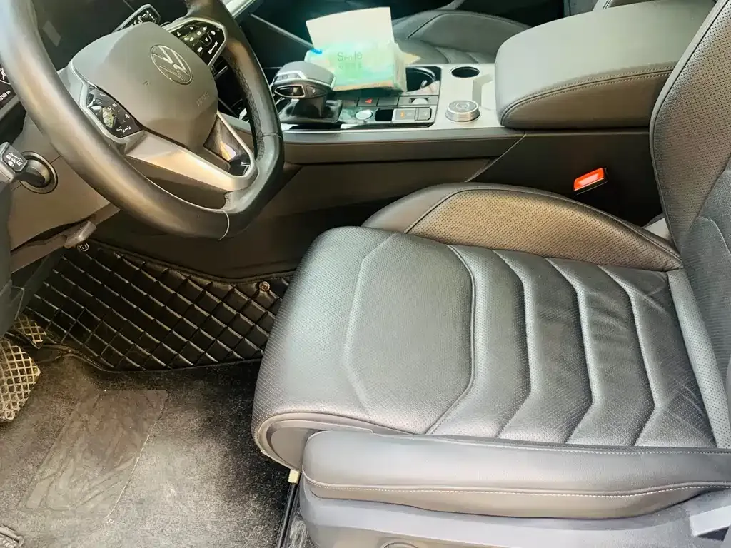 Volkswagen Touareg New Energy 2021 из CN, фото 2