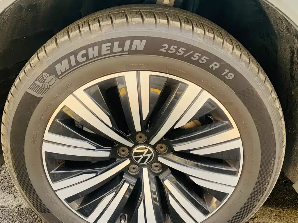 Volkswagen Touareg New Energy 2021 из CN, фото 4