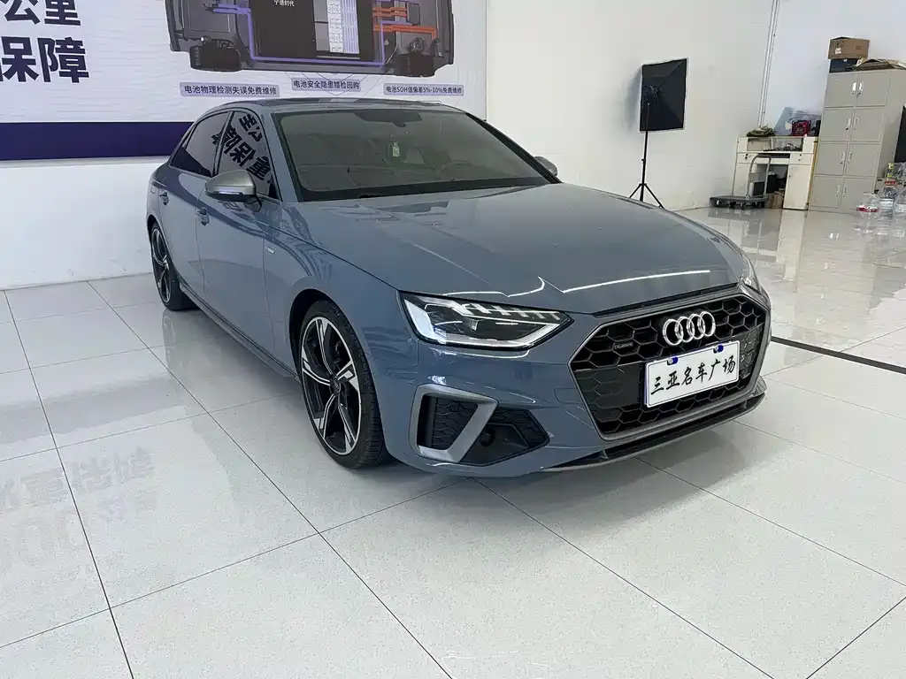 Audi A4L 2022 из CN, фото 5