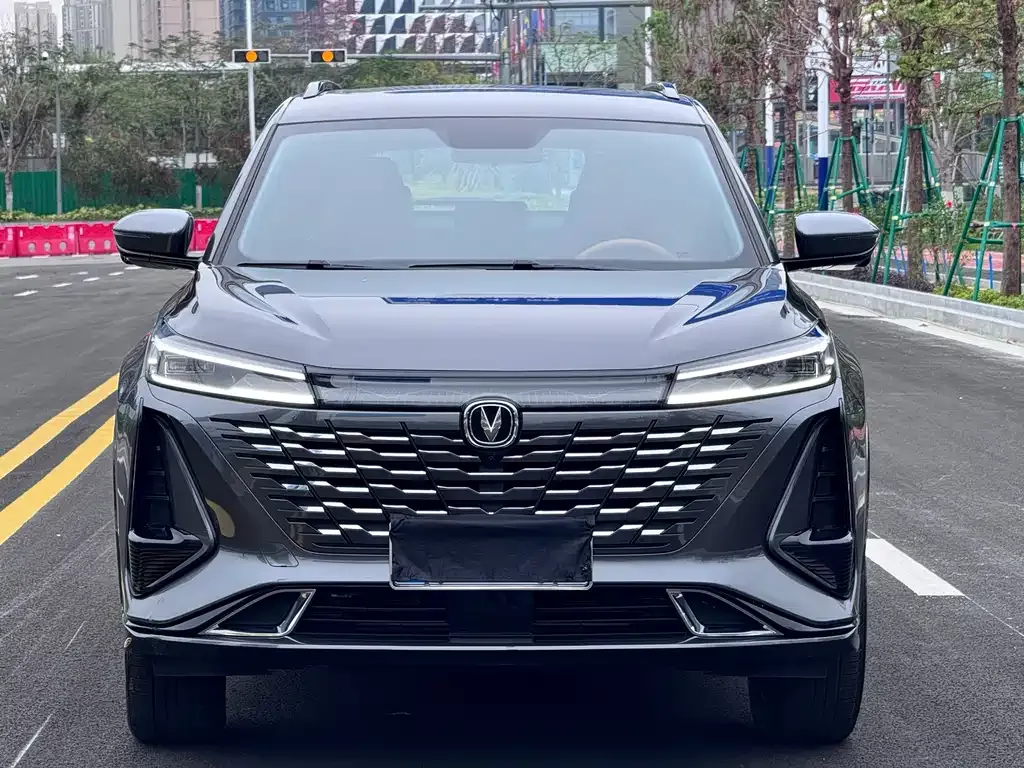 Changan CS75PLUS — фото 4