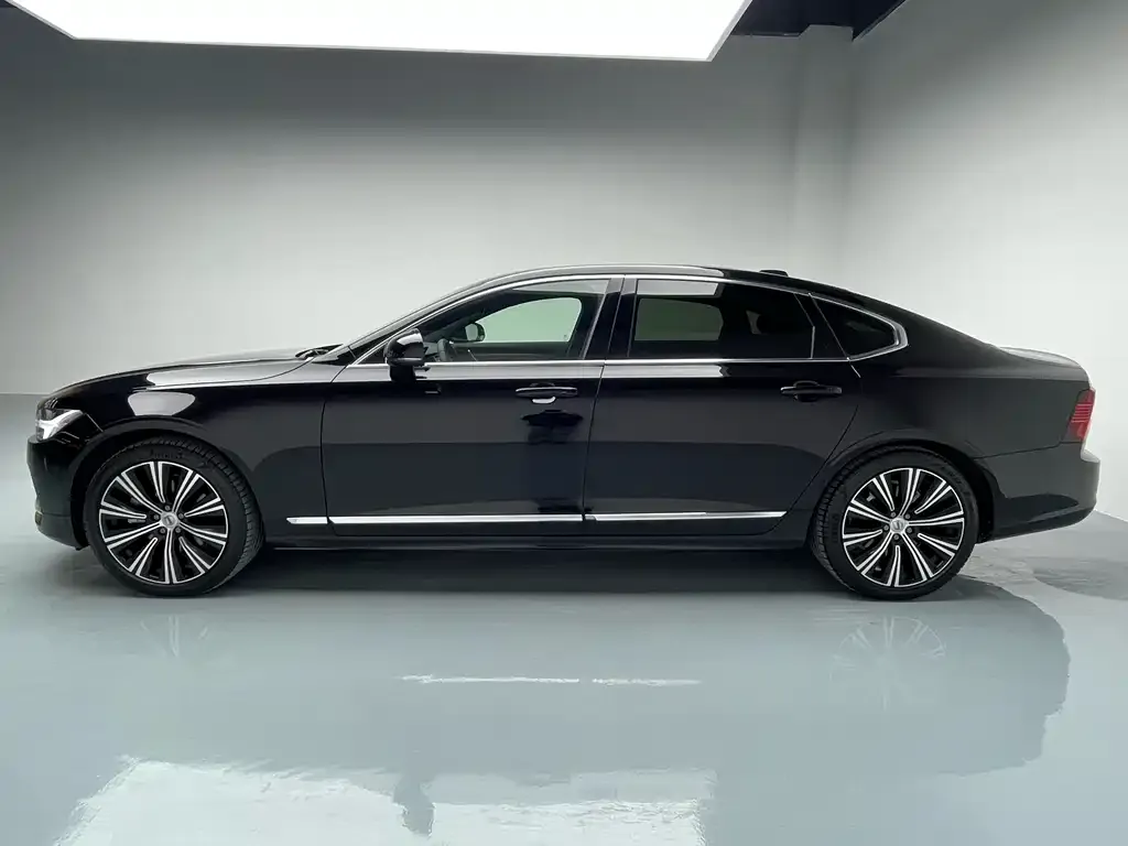 Volvo S90 — фото 4