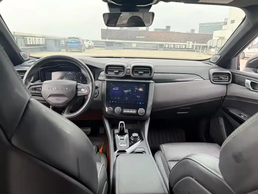 Lynk & Co 03 2021 из CN, фото 10