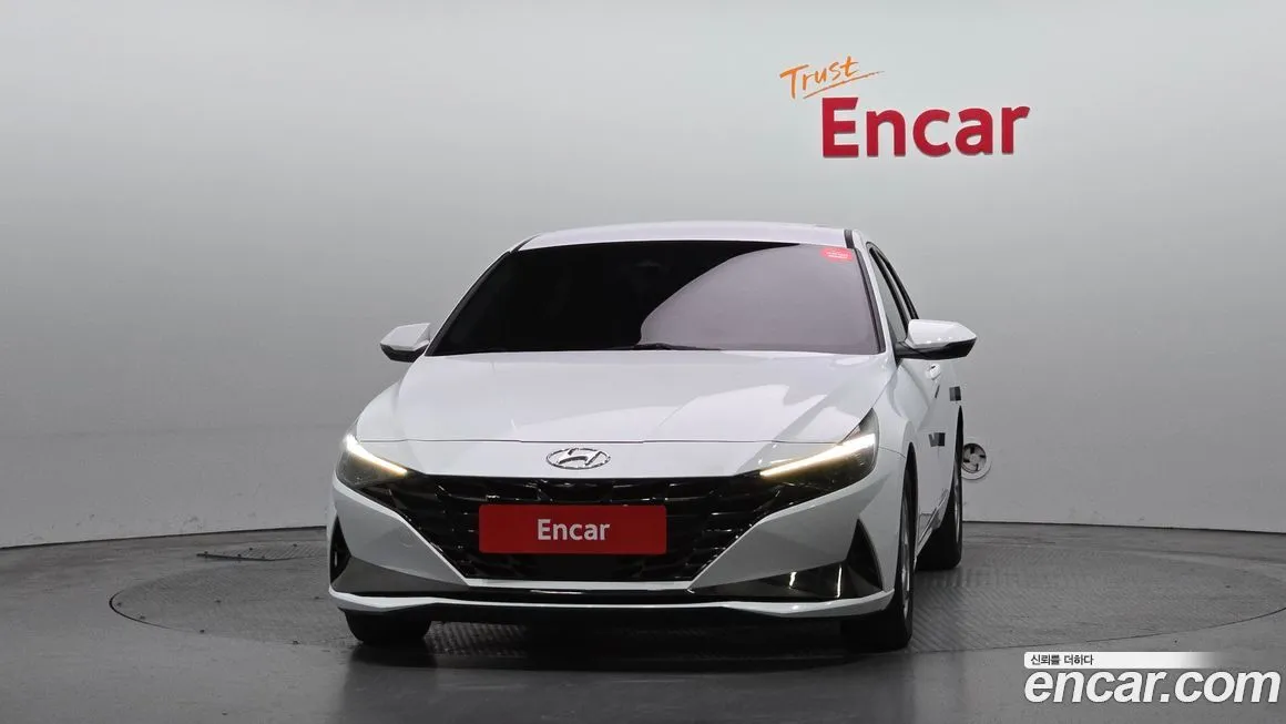 Hyundai AVANTE — фото 3