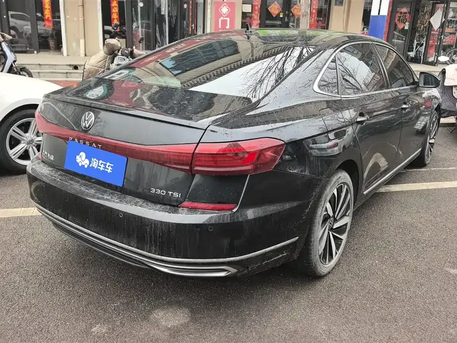 Volkswagen Passat 2024 из CN, фото 7