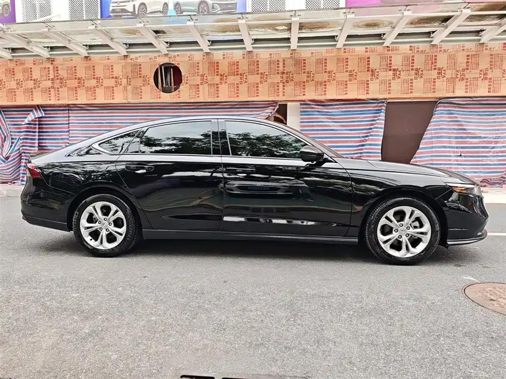 Honda Accord — фото 2
