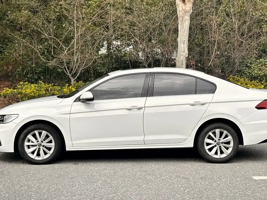 Volkswagen Bora 2021 из CN, фото 10